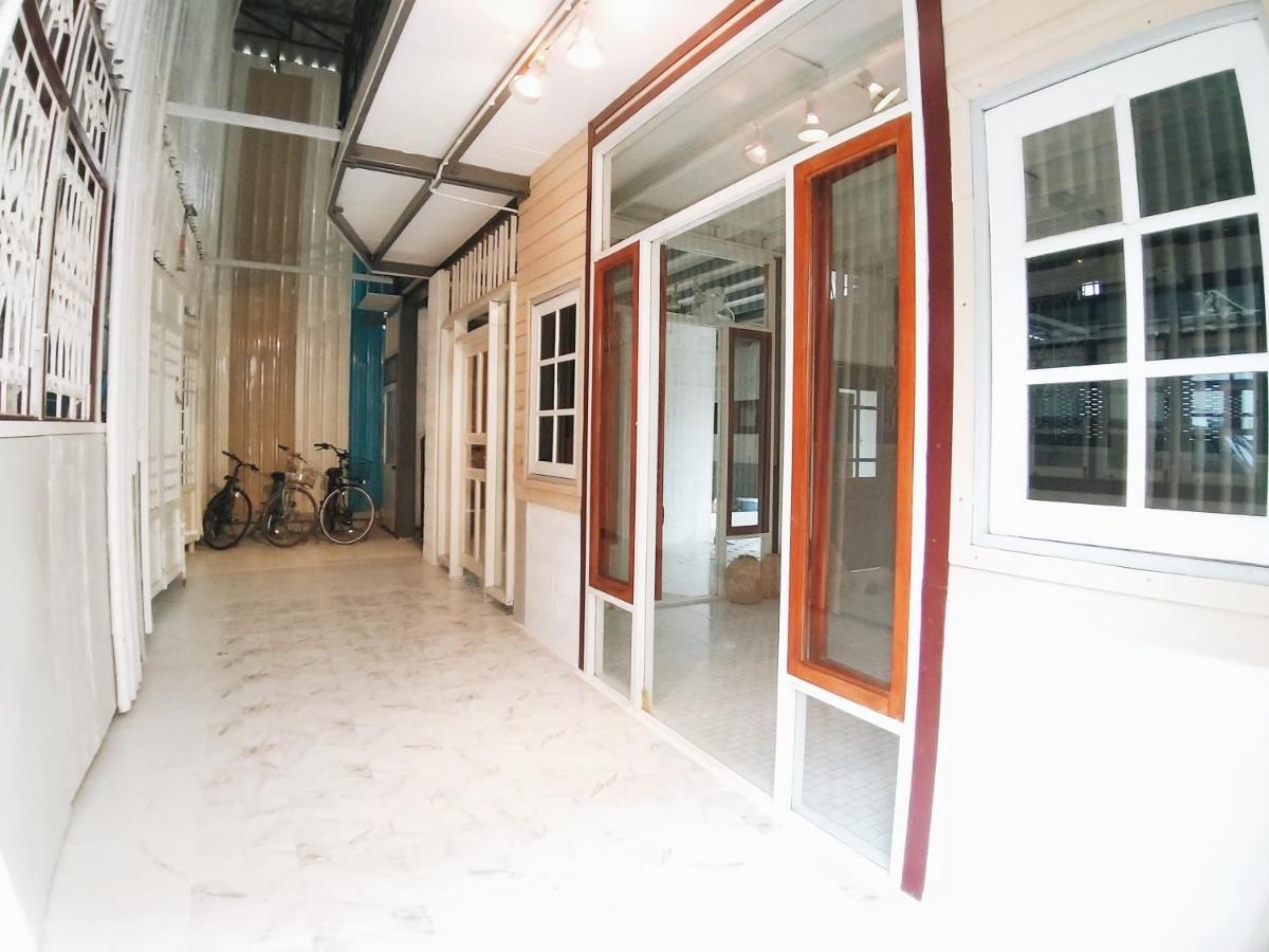 Ferienwohnung The Warehouse - Ayutthaya Exterior foto